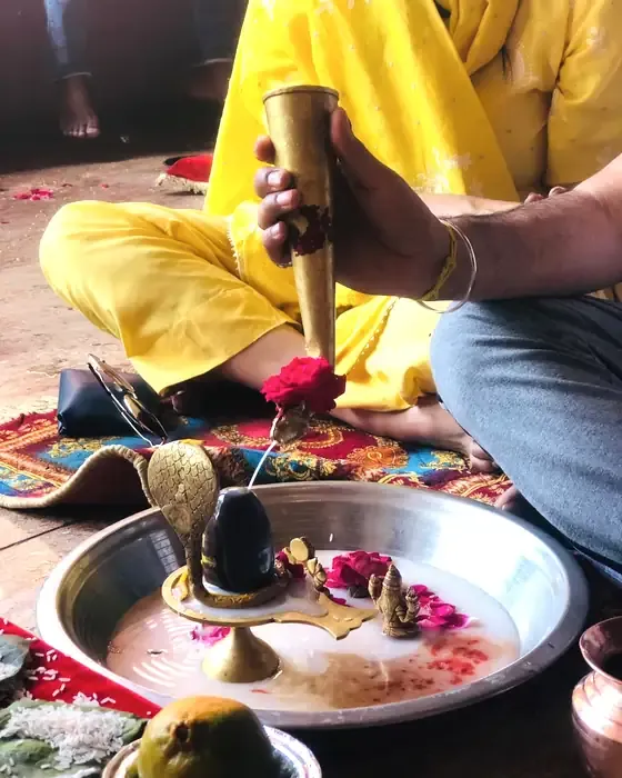 Abhishek of the Shivling during Mahamrityunjay Jaap